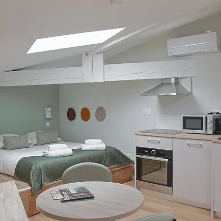 Le Patio Secret - Elegance En Centre Appartement